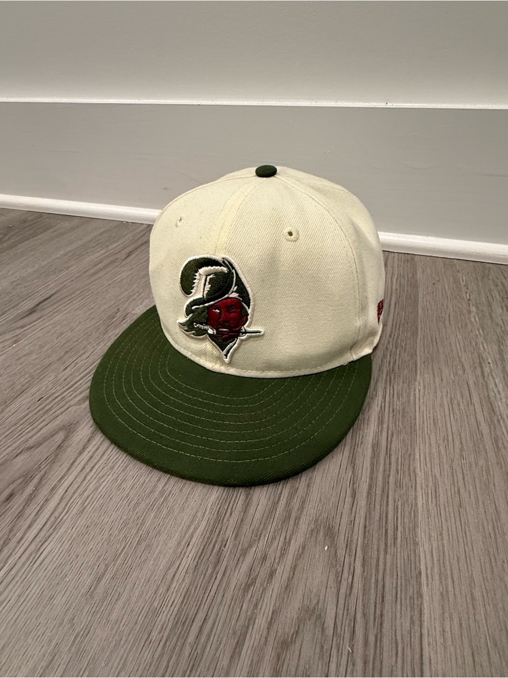 New Era 59 FIFTY Tampa Bay Buccaneers 2004 ProBowl fitted hat sz 7